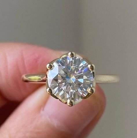 moissanite rings
